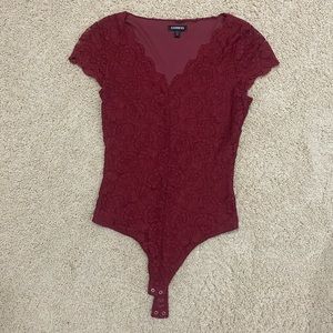 Short sleeve lace bodysuit